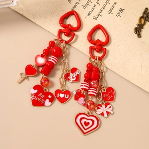 Fashionable red beaded heart keychain with alphabet charms and Love engraving for bags