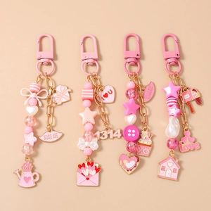 Süßer Rosa Emaille Schlüsselanhänger Metallperle Herz Lippen Kuchen Haus Briefkasten Gießkanne Anhänger Tasche Charm Damen