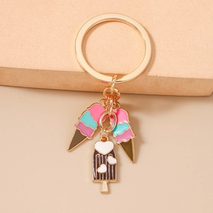 Détails du porte-clés crème glacée créatif avec anneau doré et trois pendentifs