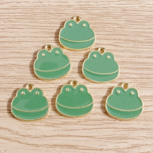 Pendentifs grenouille en émail vert et métal doré pour la création de bijoux DIY