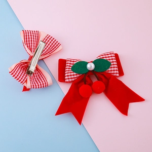 Set de pinces à cheveux à nœud en tissu rouge avec cerises et perles pour fêtes de filles