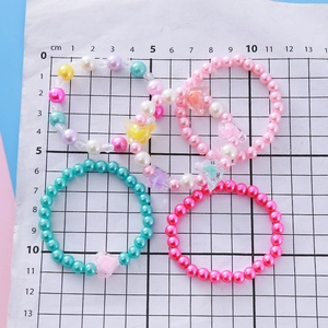 Ensemble de bracelets en perles colorées pour filles avec breloques papillons