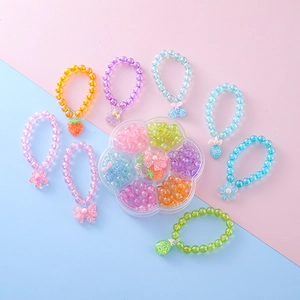 Kids DIY Bracelet Making Kit Resin Beads Cartoon Strawberry Pendant Jewelry Handmade Craft Gift For Girls Birthday