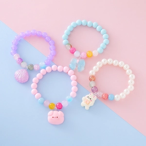 Ensemble de bracelets en perles pour enfants avec pendentifs animaux et couleurs pastel