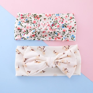 Floral print baby bow headbands in soft ribbed cotton fabric two-piece set for infants