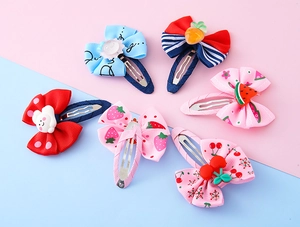 Set of 6 cute cartoon hair clips with resin fruit and animal decor for kids