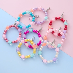 Sweet Colorful Heart Beaded Keychain For Kids Girls Bag Accessory Plastic Resin Artificial Pearl Bead Phone Charm With Metal Clasp