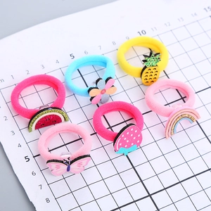 Lot de 6 chouchous élastiques pour enfants avec charmes fruits et fleurs colorés