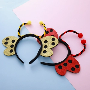 Cerchietti carini con paillettes a forma di coccinella e ape per feste di bambini