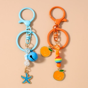 Mignon Porte-clés Métal Fruit Étoile de Mer Avec Cloche Perles Colorées Alliage de Zinc Laqué Orange Émail Pendentif de Sac