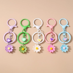 Portachiavi alla Moda con Fiore di Margherita e Ciondolo a Cuore in Lega di Zinco Resina Accessori Ciondolo per Borsa da Donna Regalo