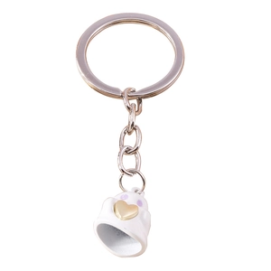 Simpatico portachiavi fantasma bianco con cuore dorato e anello in metallo per borse