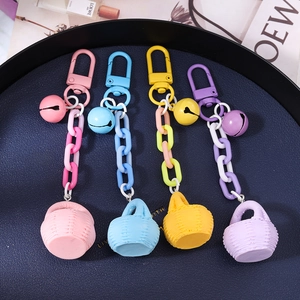 Lot de porte-clés chaîne épaisse avec clochettes et paniers en quatre couleurs pastel