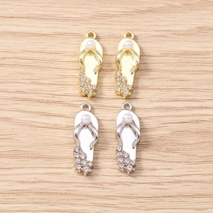 Schicke Strass-Flip-Flop-Anhänger mit Kunstperlen für DIY-Schmuck in Gold und Silber