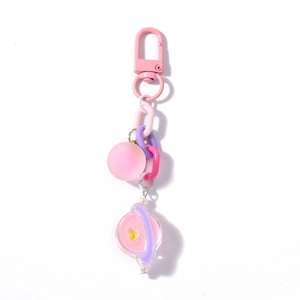 Porte-clés chaîne rose épais avec pendentif planète pastel et perle givrée pour sacs