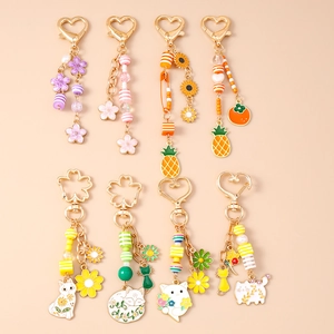 Süßer Emaille Cartoon Katze Fuchs Blume Schlüsselanhänger Zinklegierung Sakura Herzverschluss Perlen Tasche Anhänger Für Damen