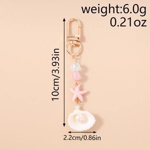 Detailed size measurement chart of starfish and seashell beaded keychain charm with lobster clasp