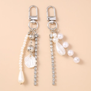 Fashion Rhinestone Tassel Artificial Pearl Shell Keychain For Women Elegant Alloy Resin Bag Charm Pendant Accessory Jewelry Gift