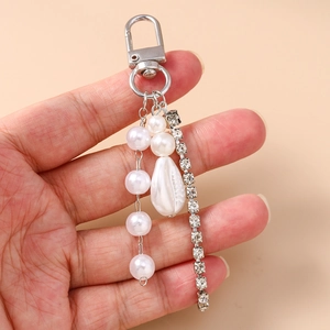 Fashion rhinestone chain keychain with pearls and shell pendant for handbag decor