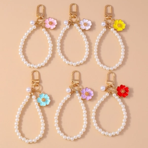 Fashion Imitation Artificial Pearl Flower Keychain Alloy Enamel Floral Bag Charm Pendant Decorative Keyring For Women Accessories
