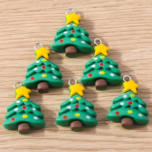 Set of 6 green resin Christmas tree charms with yellow stars and metal hanging rings