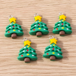 5pcs Christmas tree resin charms with star detail for DIY jewelry and necklaces