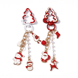 Christmas Enamel Keychain With Faux Artificial Pearl Christmas Tree Santa Claus Snowman Reindeer Keychain Pendant Gift For Bag