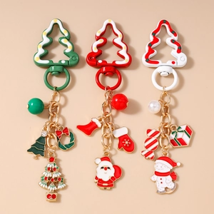 Porte-clés de Noël en Émail Alliage de Zinc Père Noël Bonhomme de Neige Sapin Pendentif de Sac Décoration Cadeau Bijoux