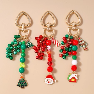 Christmas Beaded Bell Keychain With Heart Clasp Santa Claus Christmas Tree Snow House Enamel Bag Pendant Jewelry Gift