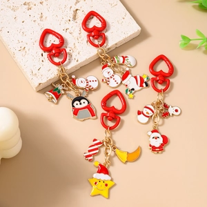 Weihnachts-Schlüsselanhänger Set mit Schneemann, Pinguin und roten Herz-Haken