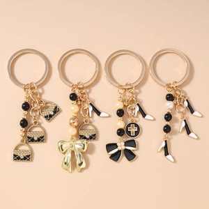 Porte-clés Nœud Escarpin Sac à Main en Émail pour Femme Alliage d'Or Strass Perle Artificielle Anneau Porte-clés Breloque de Sac