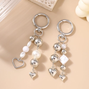 Exquisite pearl beaded heart keychain with silver metal charms for bags and keys