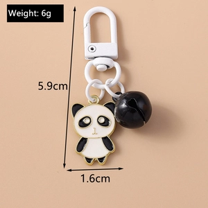 Détail du porte-clés panda en émail avec dimensions 5,9cm et 1,6cm pesant 6g