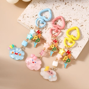 Porte-clés mignons nuage et perles étoiles en bleu, rose et jaune de style dopamine