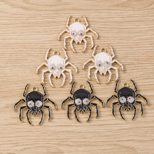 Halloween spider skull pendants with moving eyes for DIY jewelry making, 6 pieces set