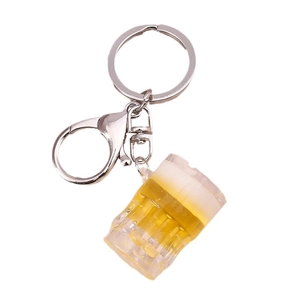 Creative resin mini beer mug keychain with realistic yellow liquid and foam detail