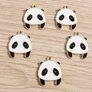 Set di 5 ciondoli a forma di panda in smalto con cornice dorata per gioielli fai da te