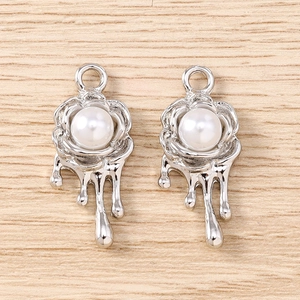 Y2K sweet flower pendants with pearls and liquid metal effect for DIY jewelry making