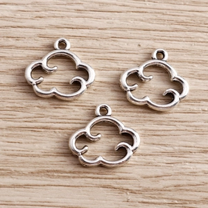 Antique silver hollow cloud charms for DIY necklaces with vintage oriental design