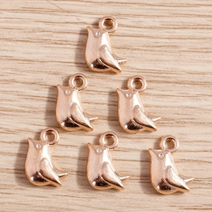 Lot de six breloques d'oiseaux minimalistes en or rose avec crochets pour bijoux DIY