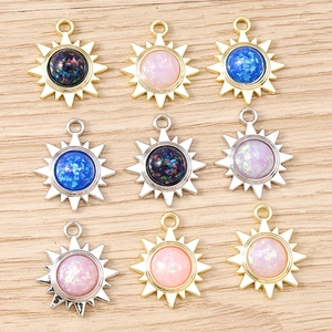 Pendentifs de Charme de Soleil Colorés à la Mode en Alliage Incrusté d'Opale Synthétique Accessoires de Bijoux DIY pour Collier