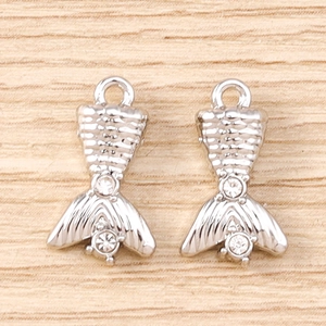 Détails de pendentifs queue de sirène argentés avec zircons pour la création de bijoux