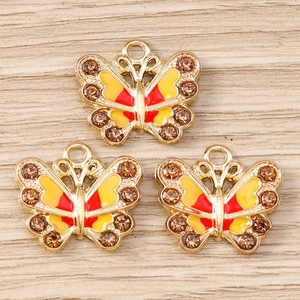Set mit drei goldenen Strass-Schmetterlingsanhängern mit Emaille für DIY-Schmuck