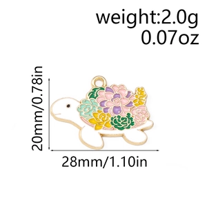 Detailed view of turtle enamel charm with dimensions 20x28mm and weight 2.0g