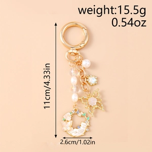 Detailed size chart showing 11cm length of the beaded butterfly and wreath keychain