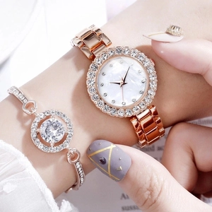 Luxury Women Rhinestone Quartz Watch Bracelet Set With Mother Of Artificial Pearl Dial Alloy Metal Link Fashion Jewelry Accessory