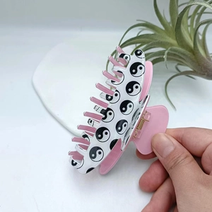 Classic Tai Chi Yin Yang claw clip in pink and white acetate for women hair styling