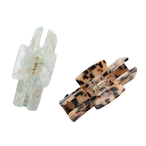 Large gradient marble and tortoiseshell claw clips for thick hair styling