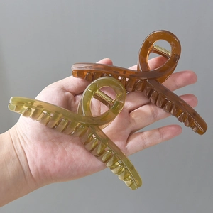 13cm large amber and moss green resin hair clips with strong metal springs in set