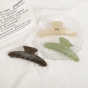 Large Checkerboard Acetate Hair Claw Clip Elegant Plaid French Style Shark Clip Geometric Hair Accessory For Women Jewelry